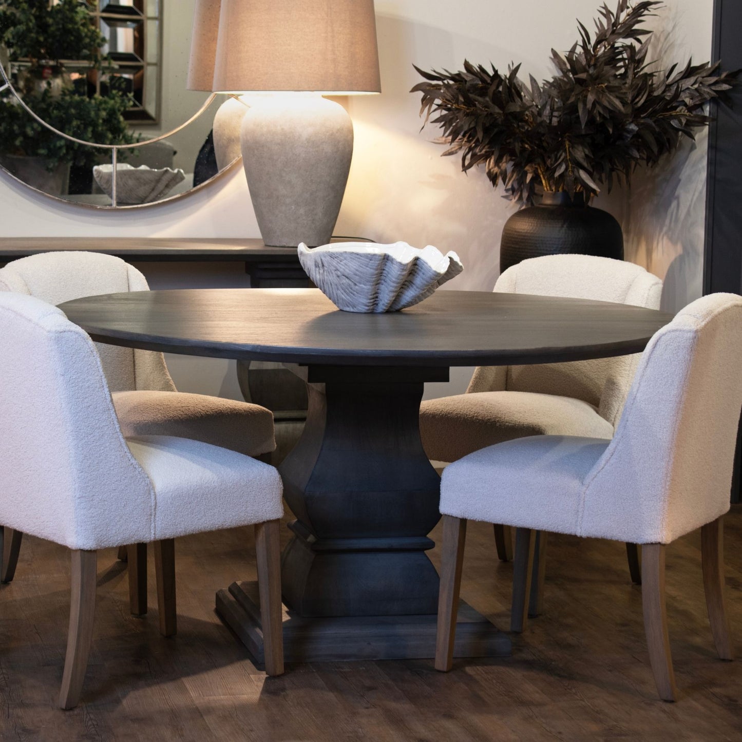 Waterford Collection Round Dining Table